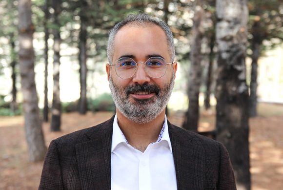 Asst. Prof. Fatih İnci Receives Parlar Research Incentive Award